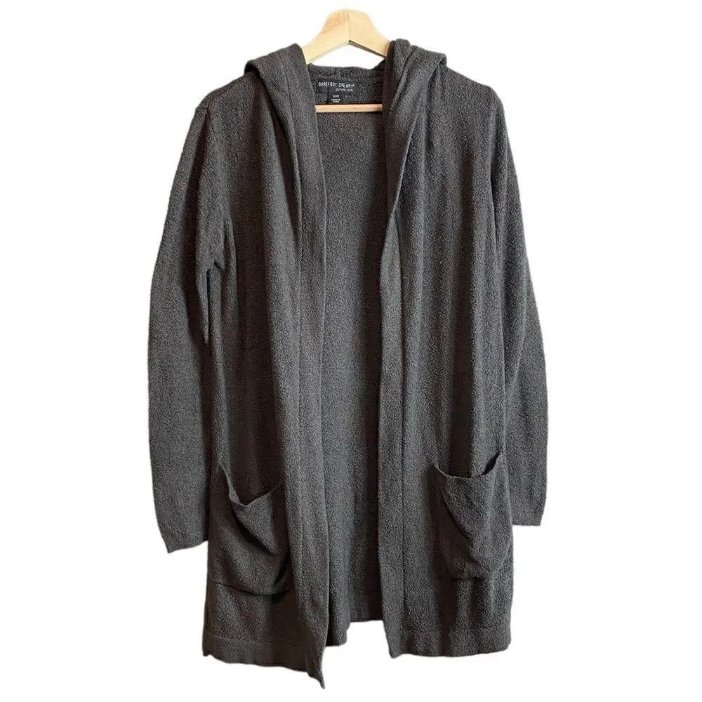 Barefoot dreams cozy chic hooded sweater